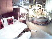 高潮过后淫欲未尽吹硬鸡巴自己坐上