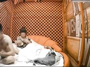 特色宾馆偷拍高颜值时尚气质的连衣裙美女下班和公司帅气男同事偷偷开房,连扣带操干的呻吟大叫,又白又漂亮!