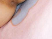 青春娇乳美少女纱雾妹妹可爱登场 美乳嫩逼阴毛还挺多 挑逗对白 日后绝逼小骚货一枚 高清私拍