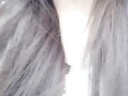 红裙网红妹偶遇黑车司机搞野战 司机机吧有点小不过瘾最后自己插逼