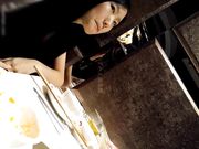 国产迷奸系列-周末请单位漂亮女同事吃火锅去酒吧玩猜骰子把她灌倒去酒店啪啪