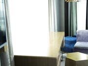 女神级长腿美女嫩模穿着制服红高跟翘起性感美臀求操