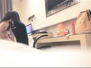 《潇洒哥寻花》酒店约卖淫女上门服务直接沙发上草搞完一块洗个澡