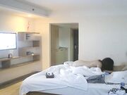 网约口活超厉害的上门服务商务美女换上开裆黑丝使劲肏她爽叫个不停