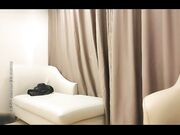 做到起劲的时候让妹子换上情趣丝袜开始猛干