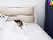 堕落人妻2 在老婆不知道的情况下 视频直播夫妻性交