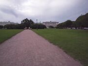 可爱金发女孩肥嫩鲍鱼手指插入屁眼在爆菊花